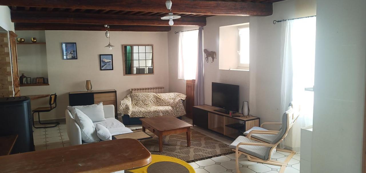 La Maison Sous Le Chateau Талар Екстериор снимка